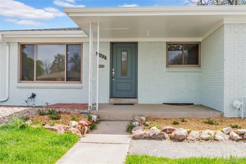 3040 Cimarron St, Aurora, CO 80011