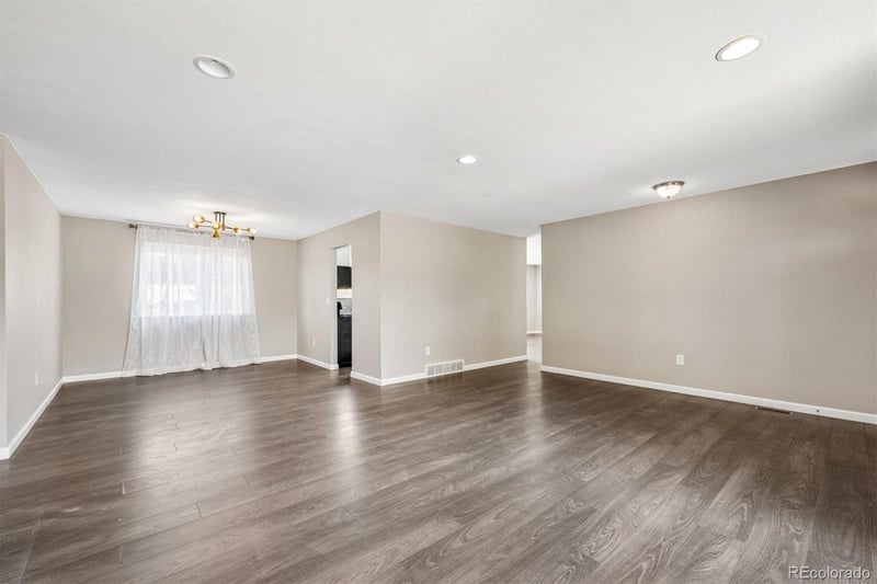 3106 Olathe Way, Aurora, CO 80013