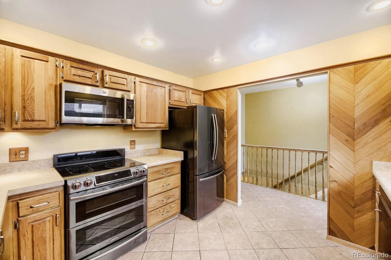 385 Chenango Ave, Englewood, CO 80113