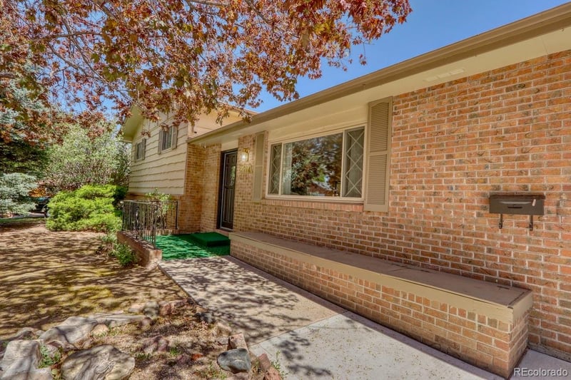 2114 Agate Ct, Loveland, CO 80538