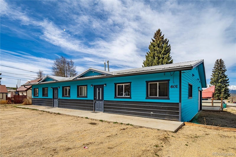 601 Chestnut St, Leadville, CO 80461