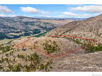 520 Isaac Ln, Bellvue, CO 80512