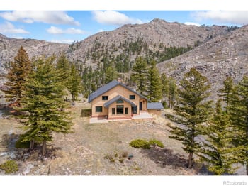 520 Isaac Ln, Bellvue, CO 80512