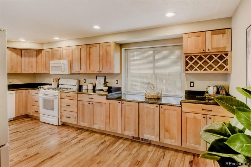 5753 Lansing Ct, Englewood, CO 80111