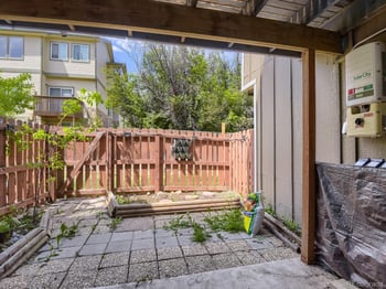 1228 Idalia St, Aurora, CO 80017