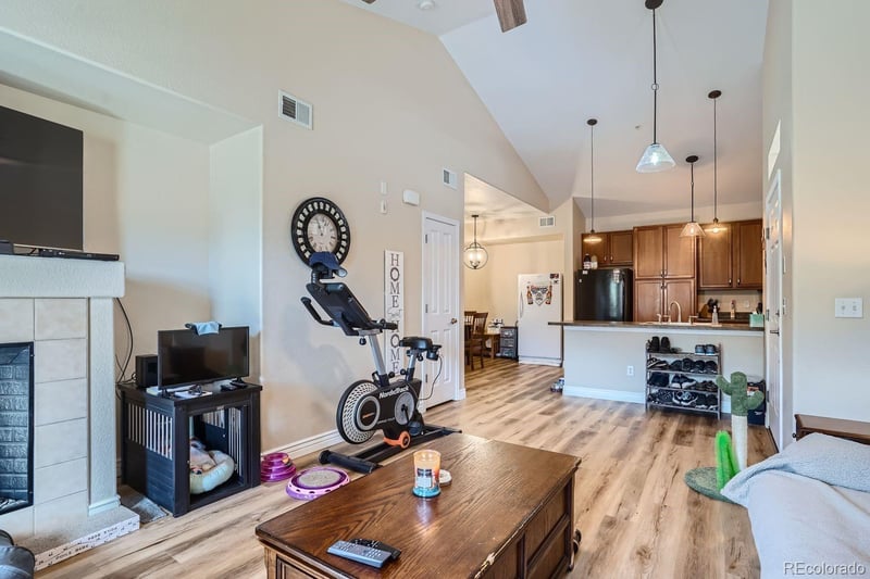 8779 Kipling Way #204, Littleton, CO 80127