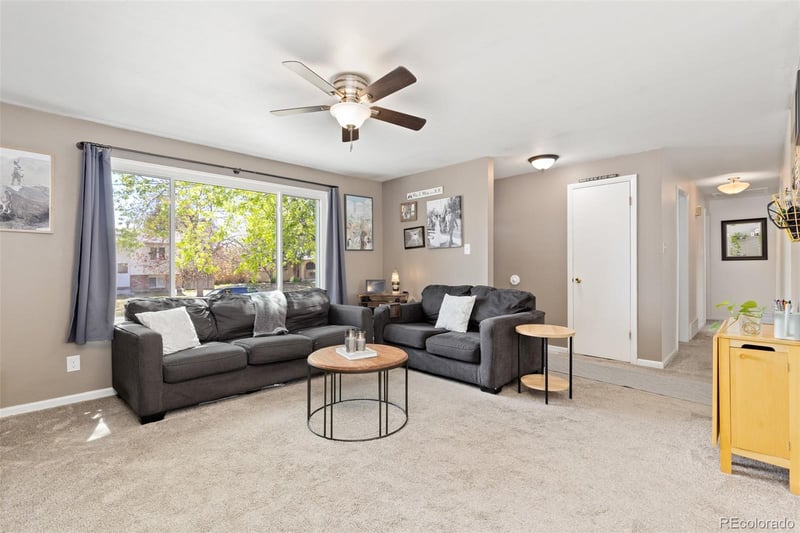 6993 Hinsdale Dr, Littleton, CO 80128