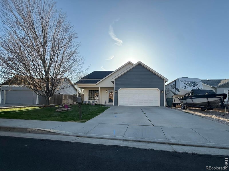 328 Glacier Ave, Brush, CO 80723