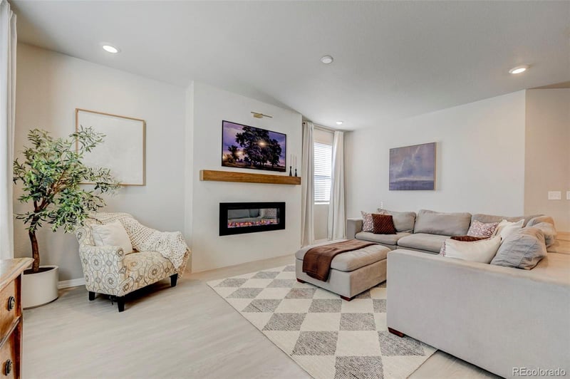 10499 Rolling Peaks Dr, Peyton, CO 80831