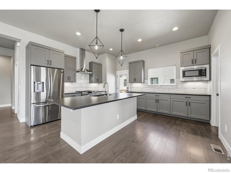 5197 School House Dr, Timnath, CO 80547