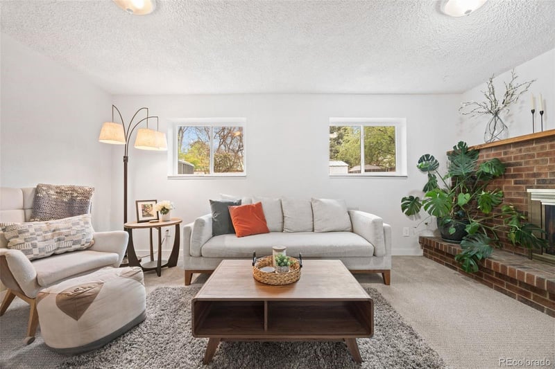 8821 Stanford Ave, Littleton, CO 80123