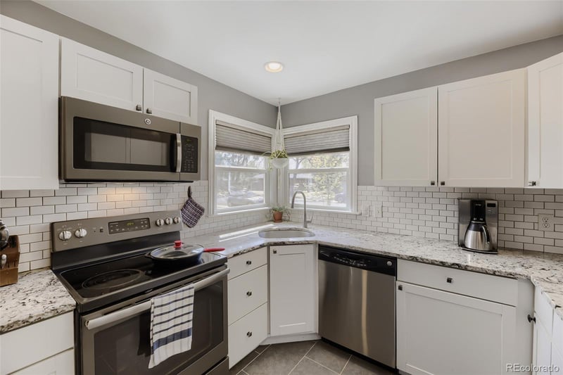 2216 Lima St, Aurora, CO 80010