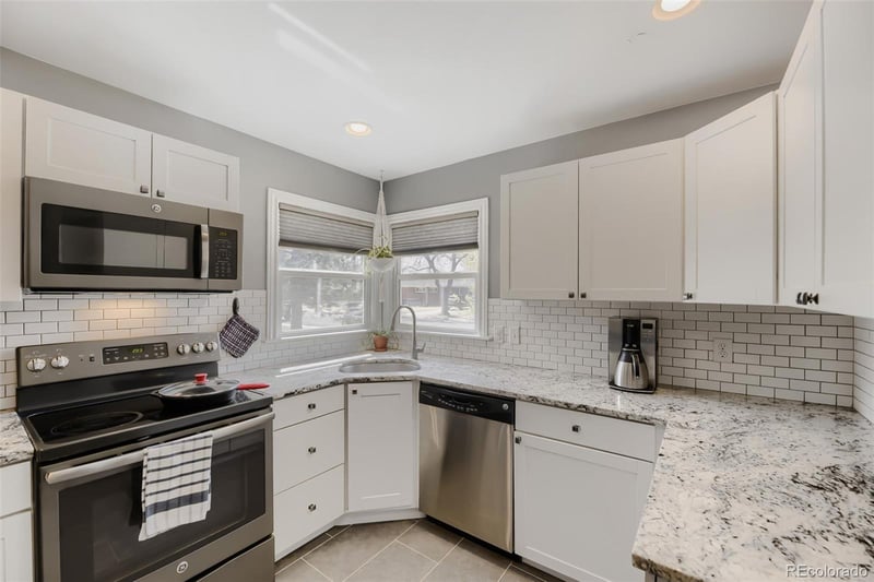 2216 Lima St, Aurora, CO 80010