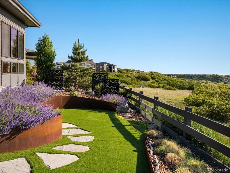 6642 Canyonpoint Rd, Castle Pines, CO 80108