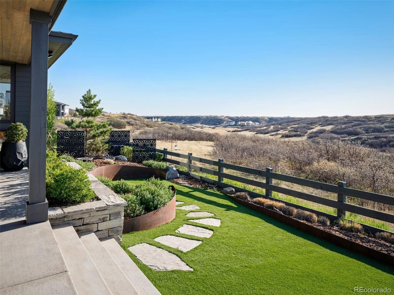 6642 Canyonpoint Rd, Castle Pines, CO 80108