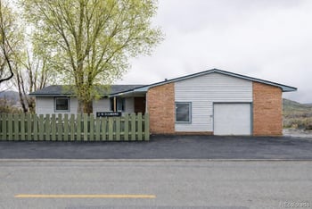 2 W Diamond Ave, Granby, CO 80446