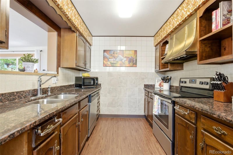 240 5th Ave, Brighton, CO 80601