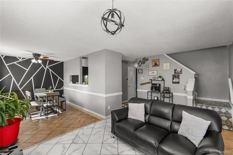 2038 Pepperwood Dr, Colorado Springs, CO 80910