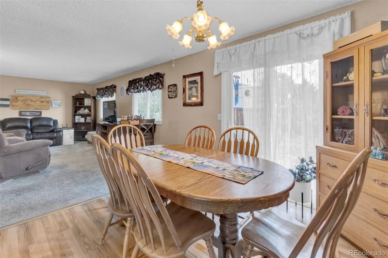 17835 Kansas Pl, Aurora, CO 80017