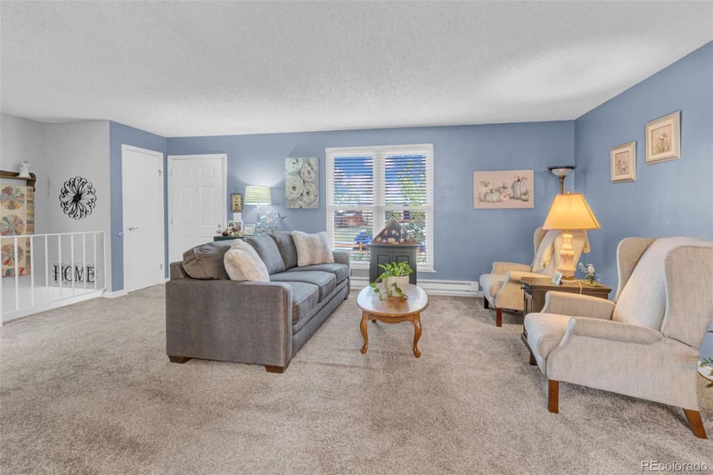 17835 Kansas Pl, Aurora, CO 80017