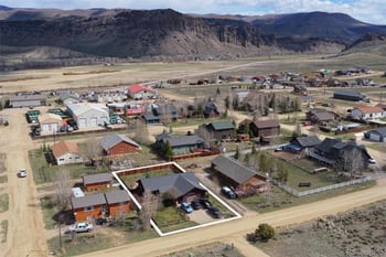 305 Moffat Ave, Hot Sulphur Springs, CO 80451