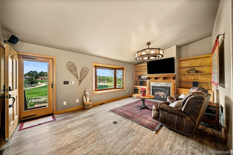 114 Lakewood Cir, Woodland Park, CO 80863