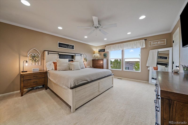 7670 Brown Bear Ct, Littleton, CO 80125