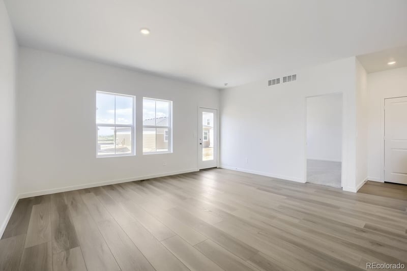 6186 Drum Pl, Loveland, CO 80538
