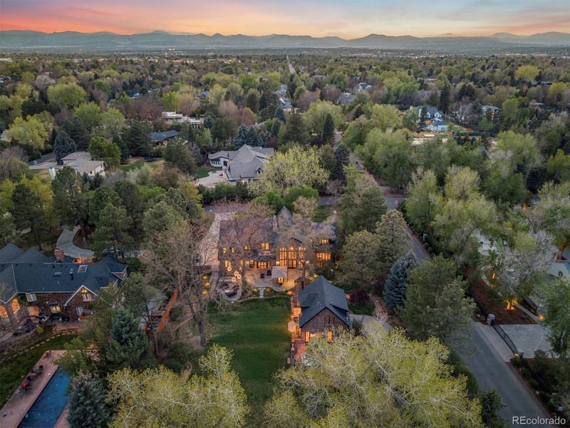 4800 Lafayette Ln, Englewood, CO 80113