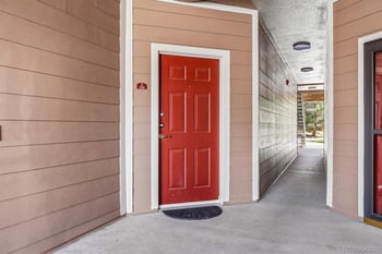 7440 Blackhawk St #104, Englewood, CO 80112