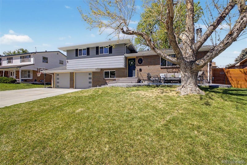 2115 Ammons St, Lakewood, CO 80227