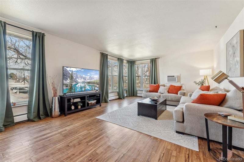 320 S Ames St #8, Lakewood, CO 80226