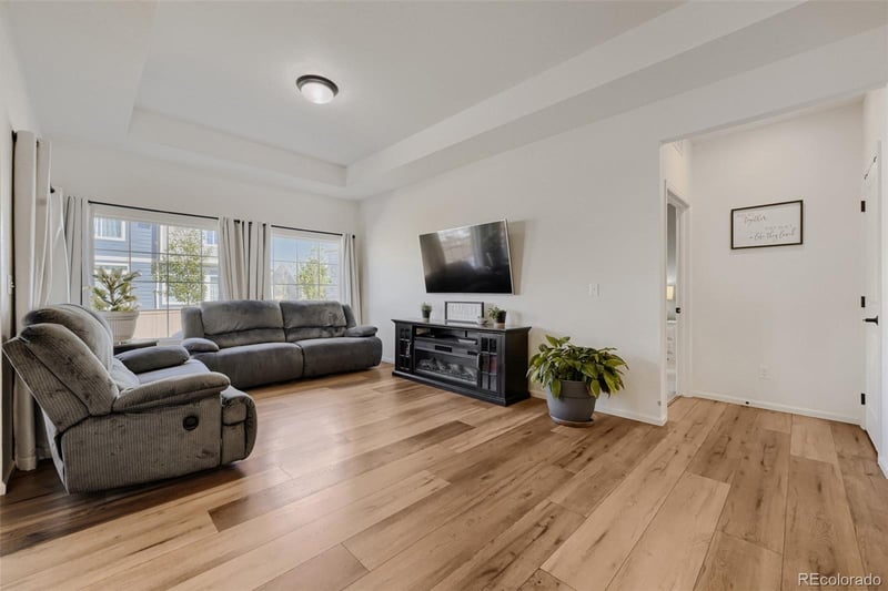 10928 Memphis Ct, Commerce City, CO 80022