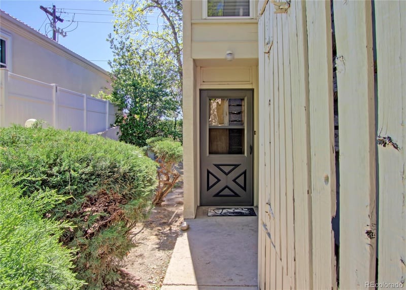 3330 Templeton Gap Rd #8, Colorado Springs, CO 80907