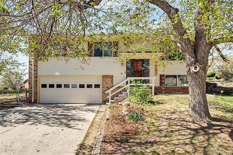 13797 Asbury Cir, Lakewood, CO 80228