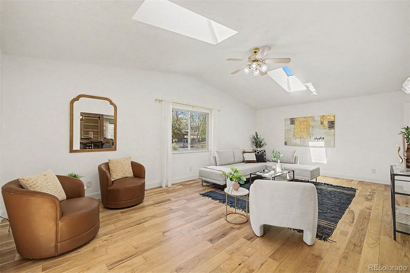 13797 Asbury Cir, Lakewood, CO 80228