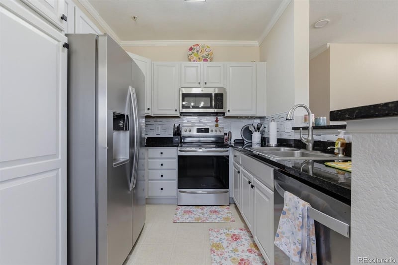 9527 Pearl Cir #204, Parker, CO 80134