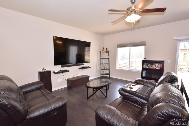 904 Deschutes Dr, Colorado Springs, CO 80921