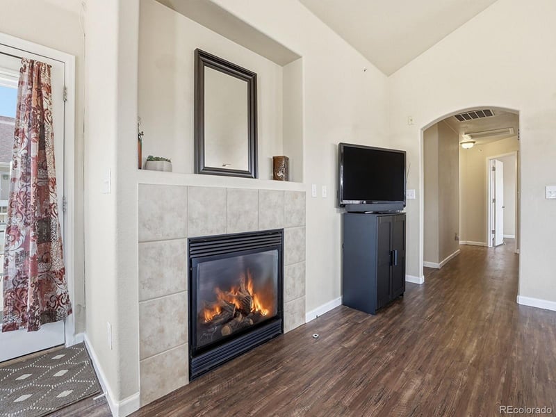 7243 Millbrook Ct #E, Aurora, CO 80016