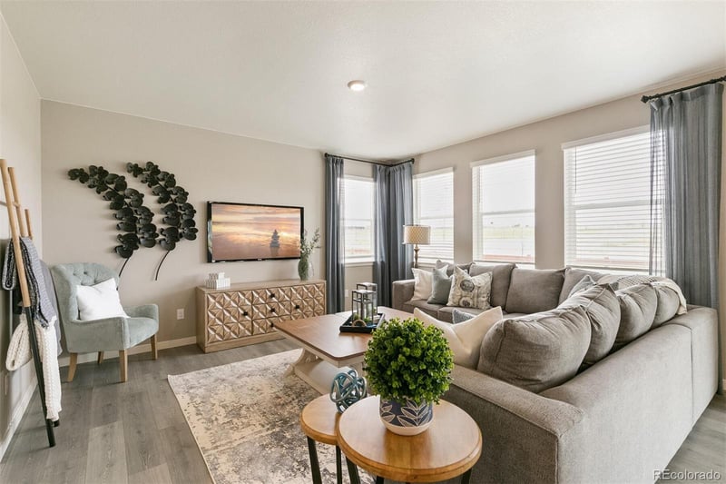 43049 Ganton Club St, Elizabeth, CO 80107