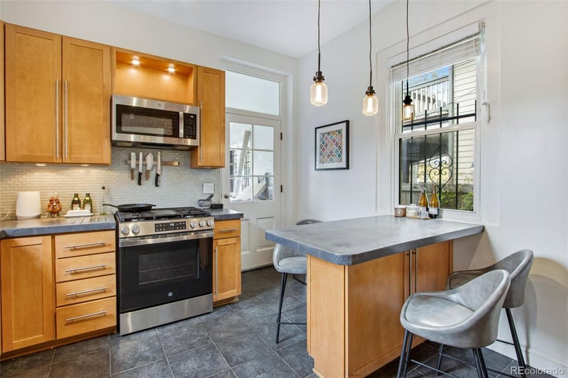 2952 Champa St, Denver, CO 80205