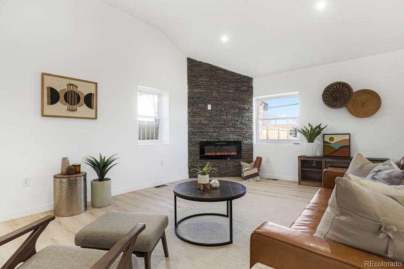 1235 Irving St, Denver, CO 80219