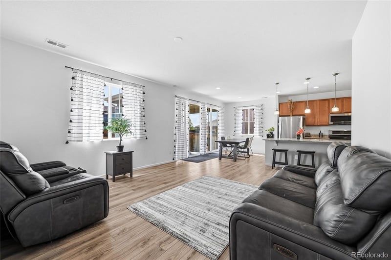 25542 Bayaud Pl, Aurora, CO 80018