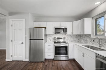 875 Memphis St, Aurora, CO 80011