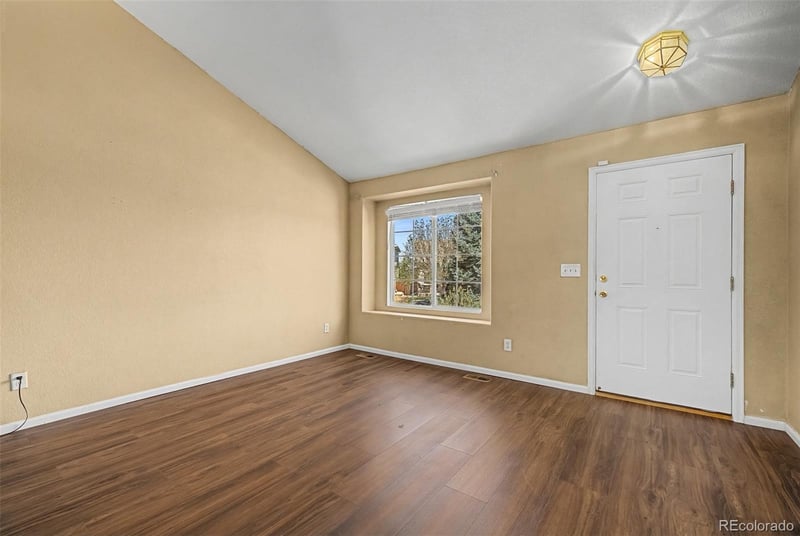 4708 Ireland Ct, Aurora, CO 80015