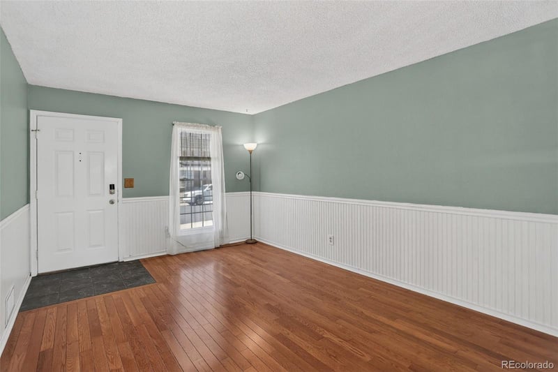 19886 Bethany Dr, Aurora, CO 80013