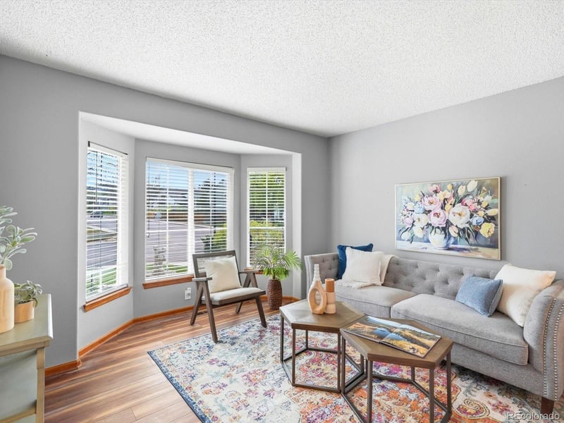 7152 Owens St, Littleton, CO 80127