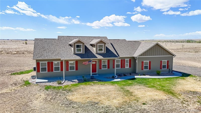 56 8th Ave, Byers, CO 80103