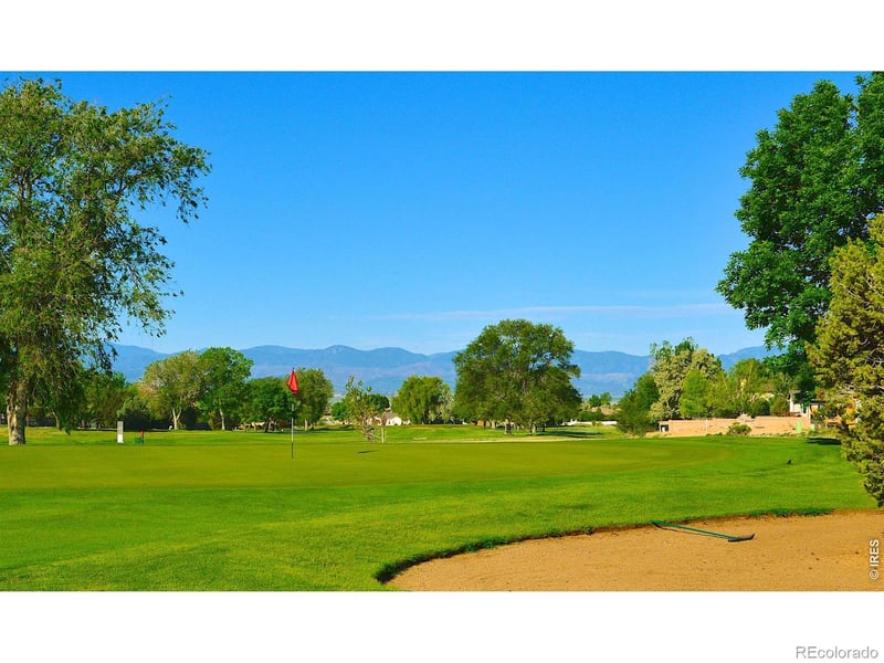 323 Earl Dr, Pueblo West, CO 81007