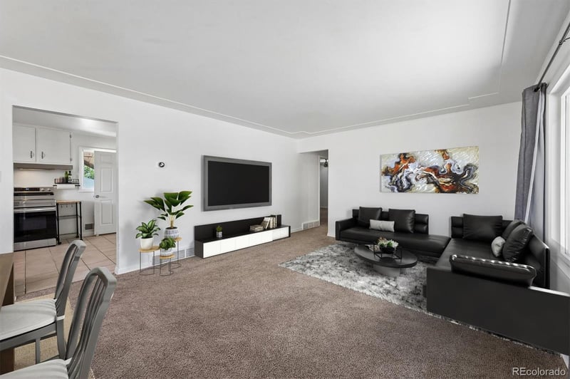 7250 Avrum Dr, Denver, CO 80221